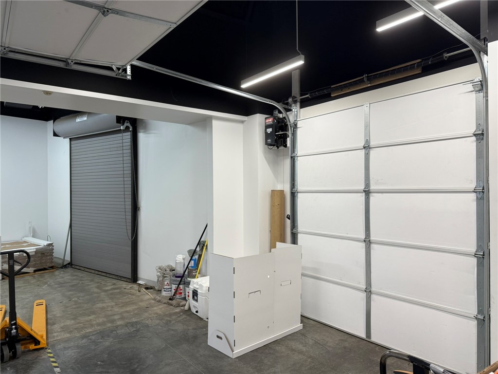 Metro Park South Rogers - Commercial Lease