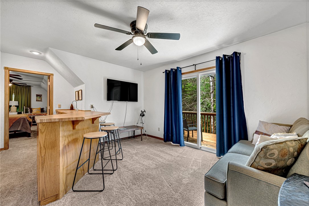 Unit 3 Holiday Island - Residential