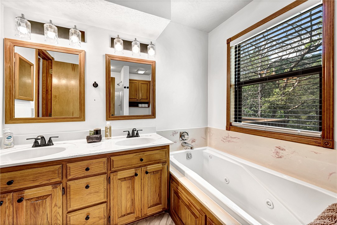 Unit 3 Holiday Island - Residential