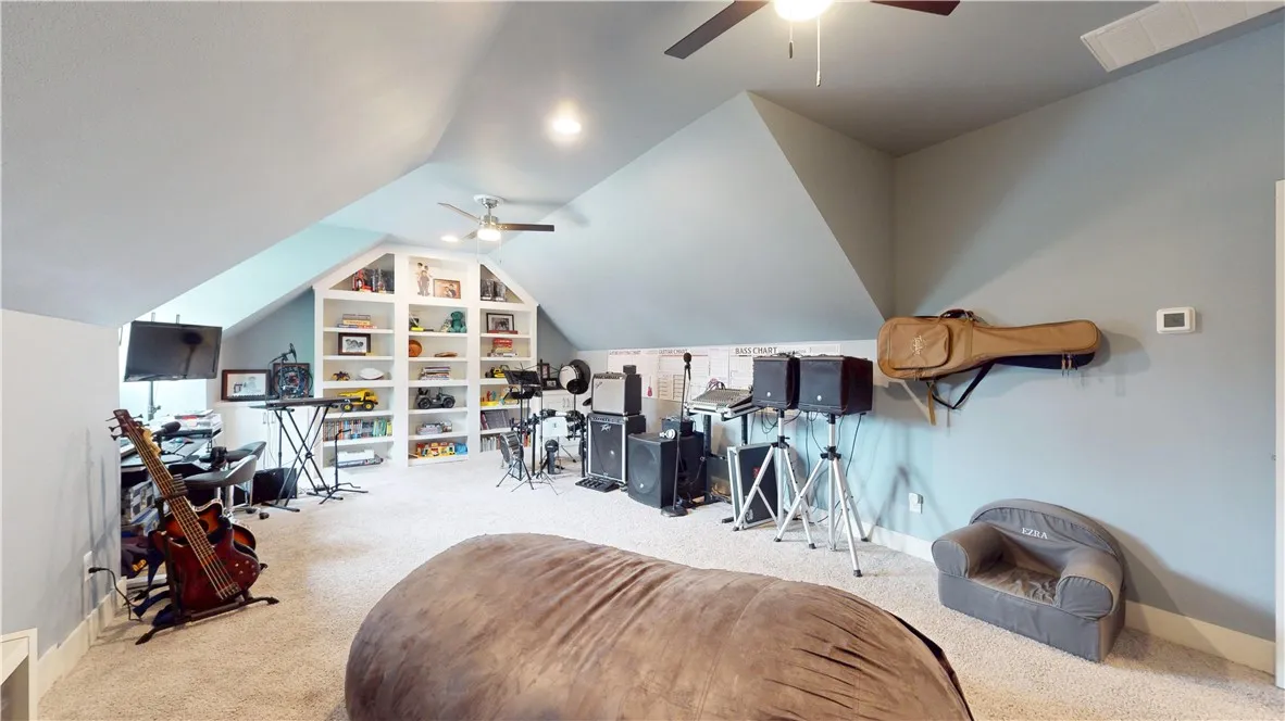 Centerton, Arkansas 72719, United States, 5 Bedrooms Bedrooms, ,4 BathroomsBathrooms,Residential,Active,126139