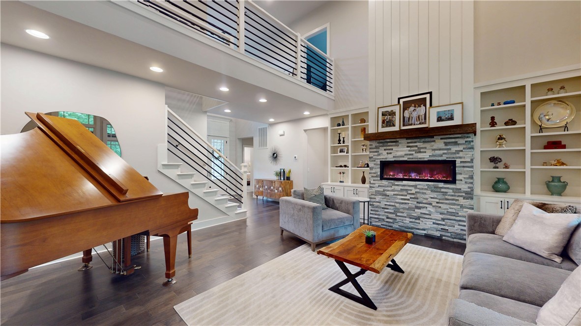 Oak Tree - Residential