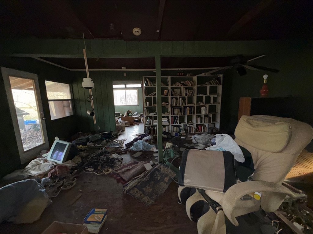 11-19-29-RURAL - Residential