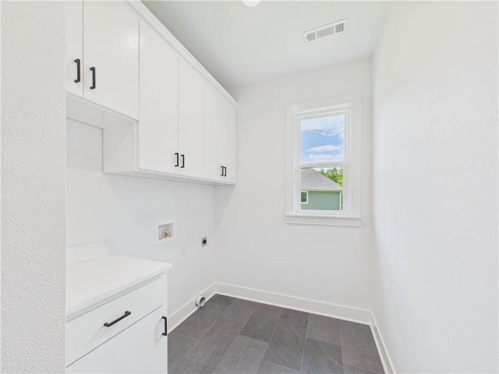 Sherlock Sub Bvv - Residential