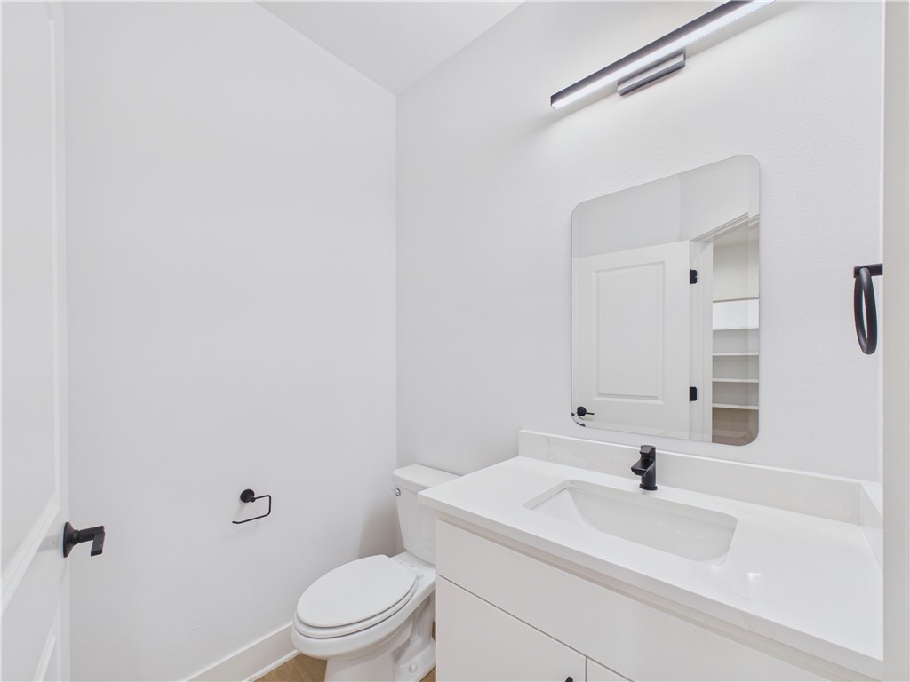Sherlock Sub Bvv - Residential