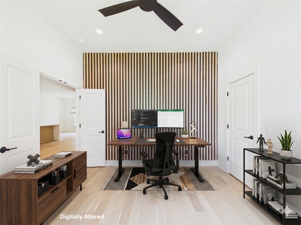 Sherlock Sub Bvv - Residential