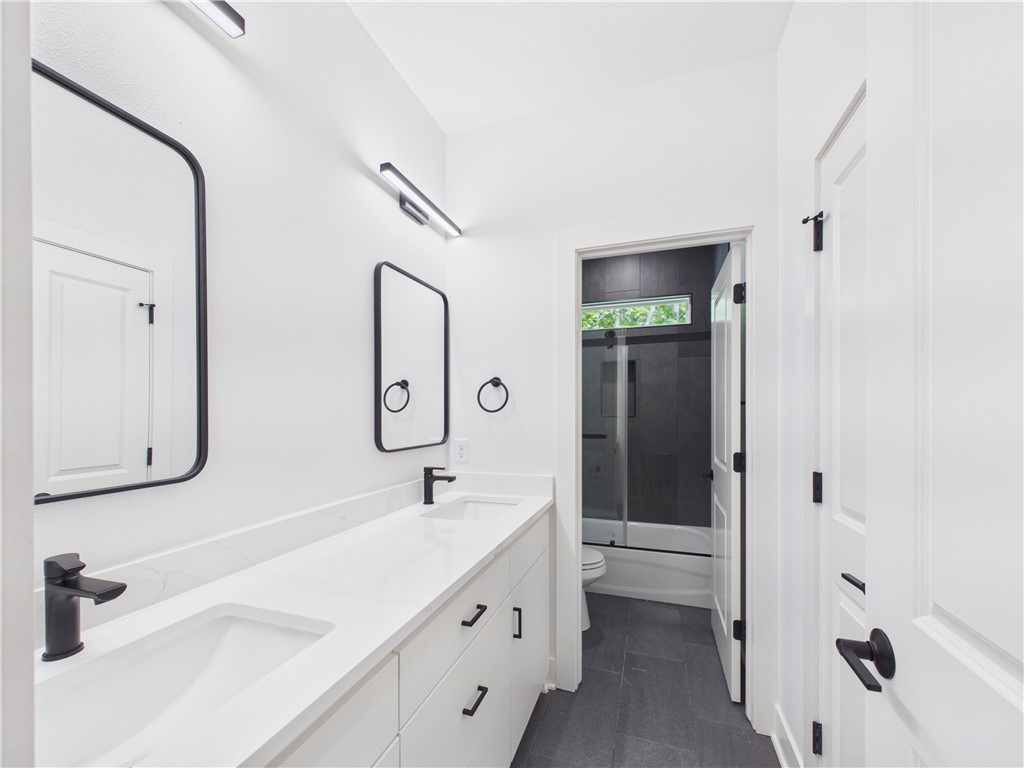 Sherlock Sub Bvv - Residential