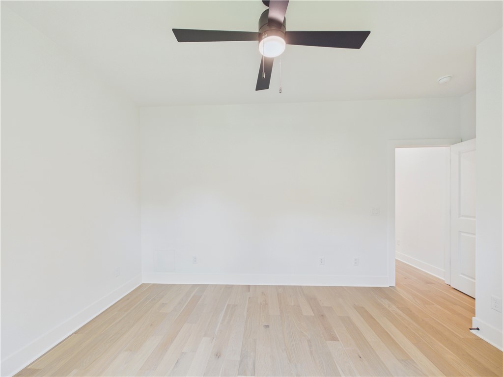 Sherlock Sub Bvv - Residential