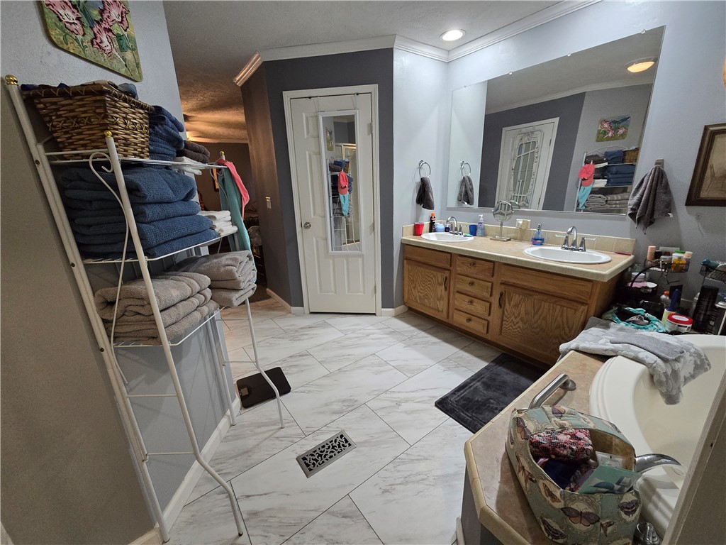 Surrey Lane - Residential