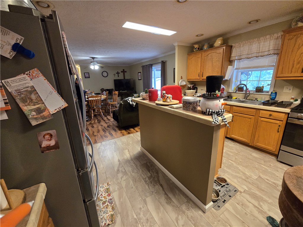 Surrey Lane - Residential