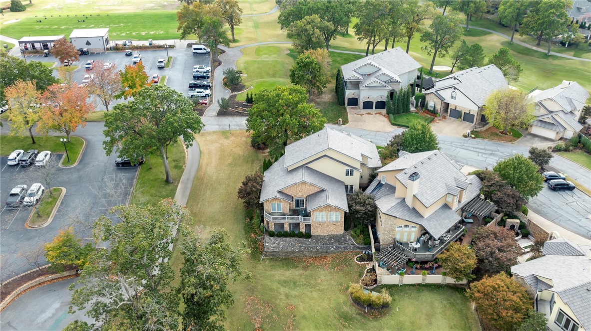 Champions Garden Villas Rogers - Residential