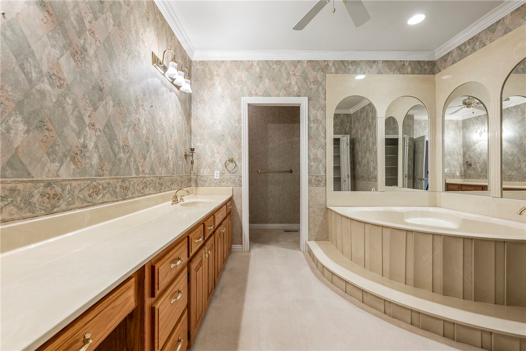 Champions Garden Villas Rogers - Residential