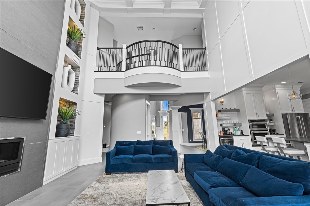 09-18-30-LOWELL - Residential