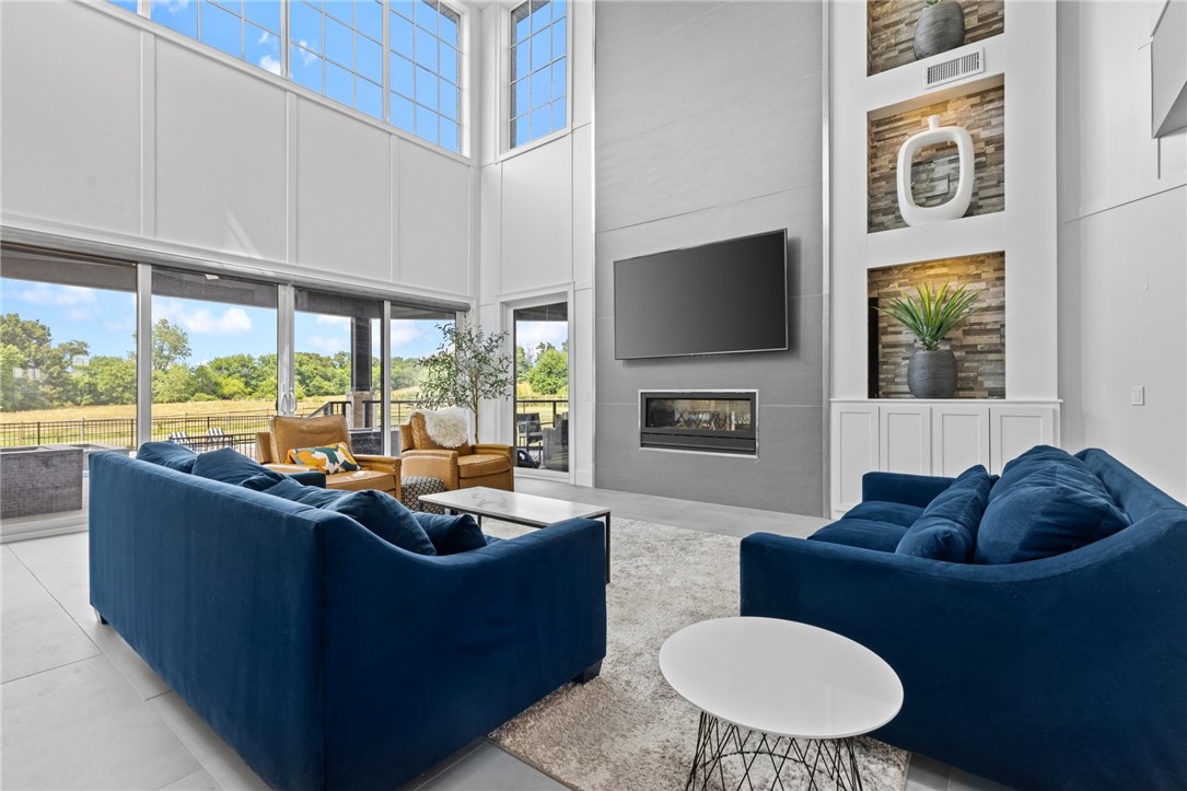 09-18-30-LOWELL - Residential