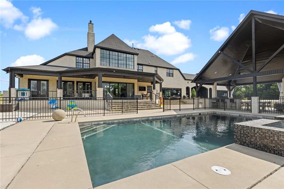 09-18-30-LOWELL - Residential