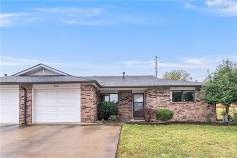 Photo of 2518 W Dogwood Street, Rogers, AR 72758 (MLS # 1325916)