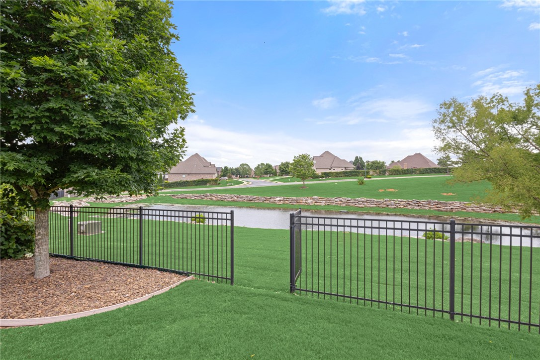 Oak Tree Centerton - Residential