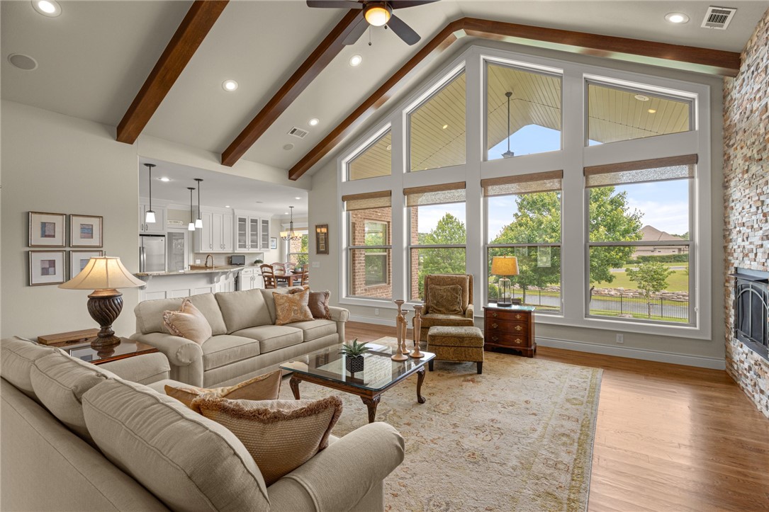 Oak Tree Centerton - Residential
