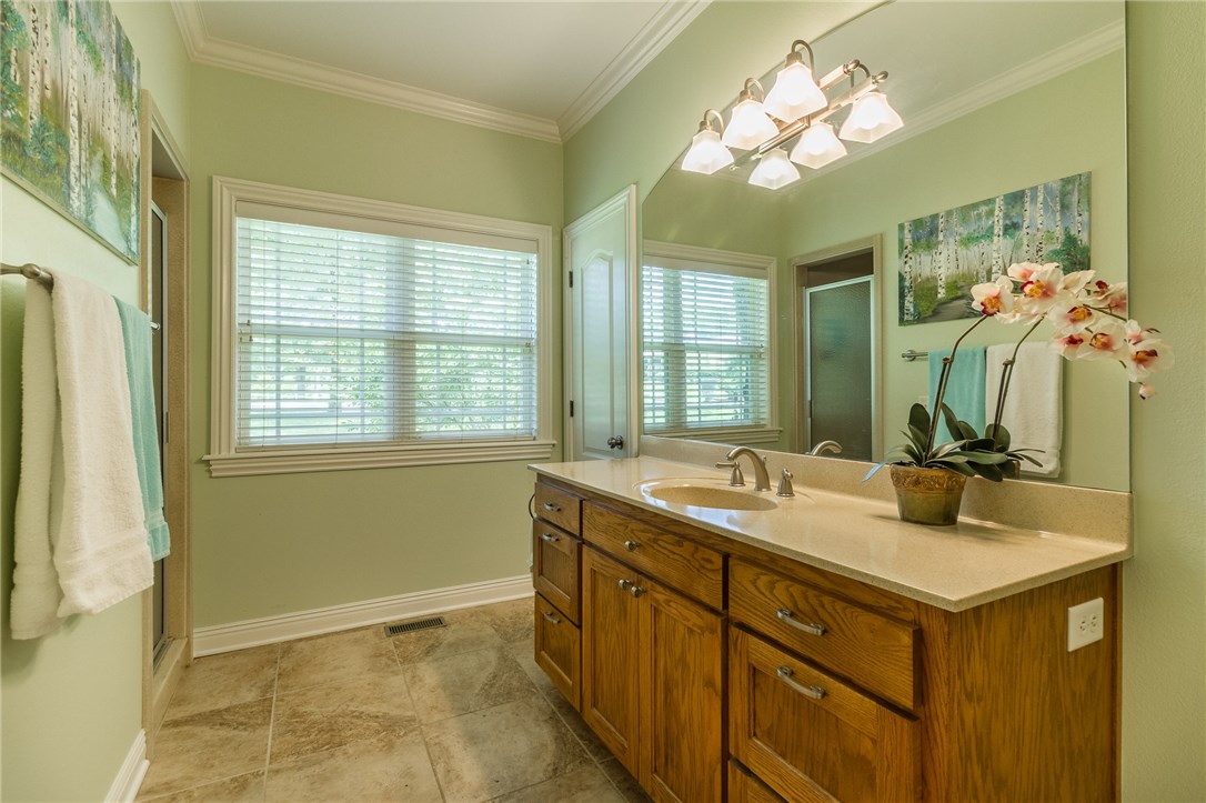 23-20-30-LITTLE FLOCK - Residential