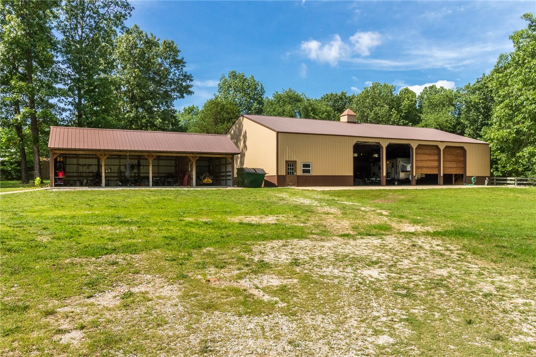 23-20-30-LITTLE FLOCK - Residential