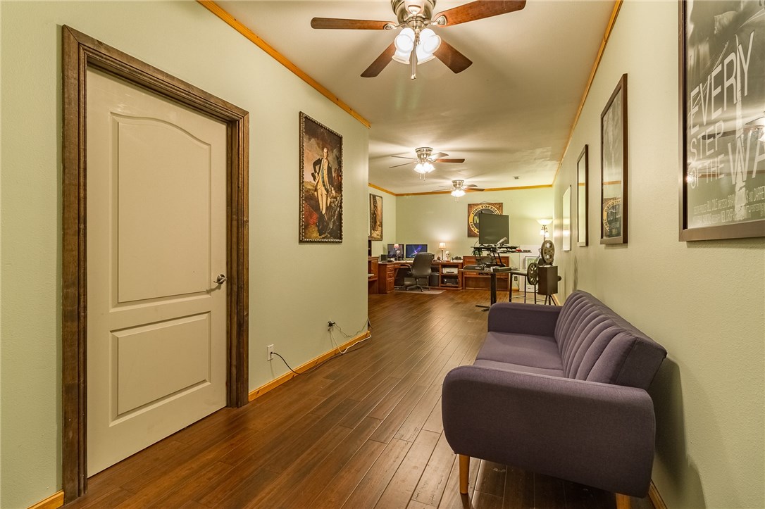 23-20-30-LITTLE FLOCK - Residential