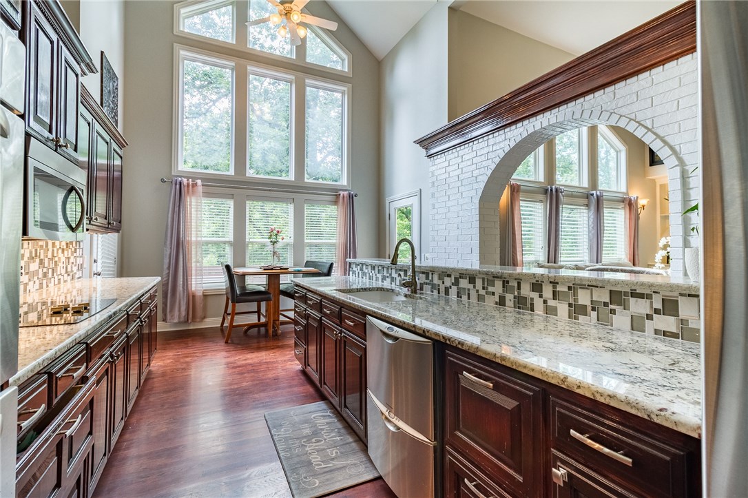 23-20-30-LITTLE FLOCK - Residential