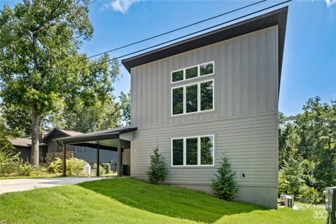 Photo of 5 Blandford Lane, Bella Vista, AR 72715 (MLS # 1360591)