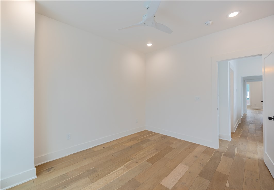 T J HOLLANDS SUB-BENTONVILLE - Residential