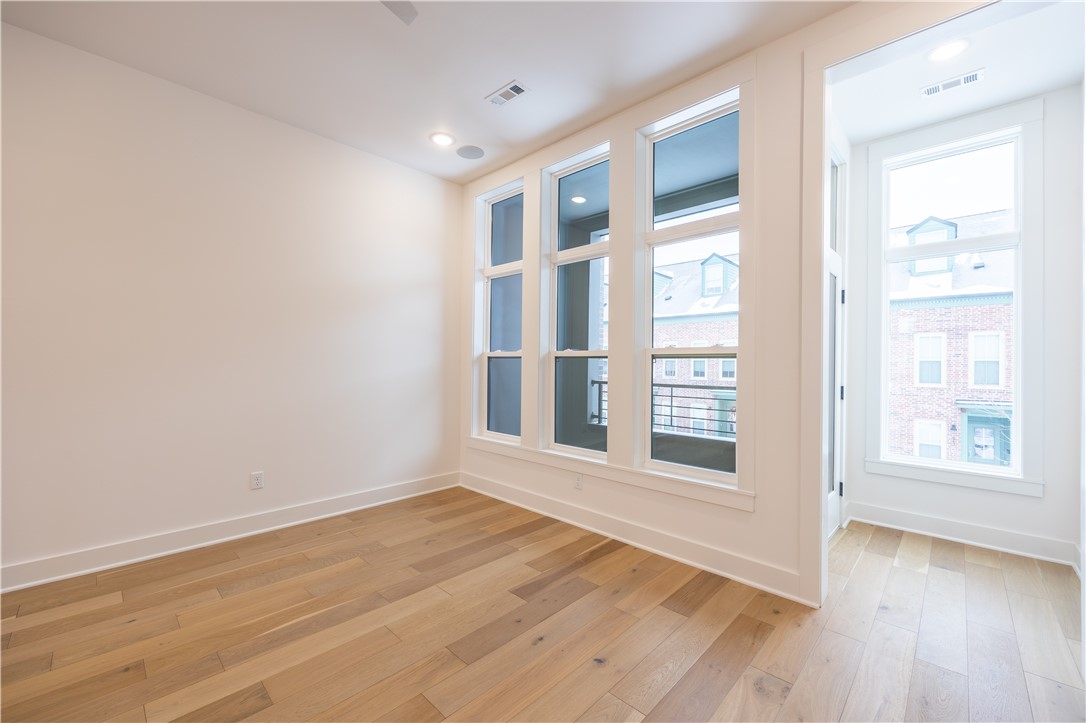 T J HOLLANDS SUB-BENTONVILLE - Residential