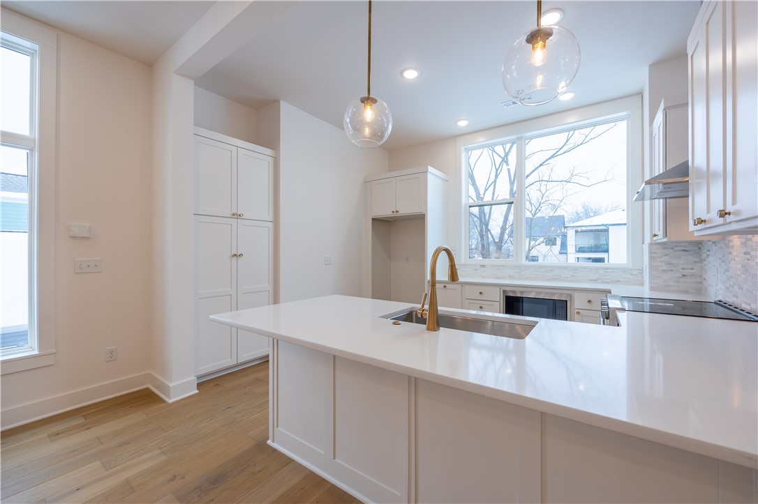 T J HOLLANDS SUB-BENTONVILLE - Residential