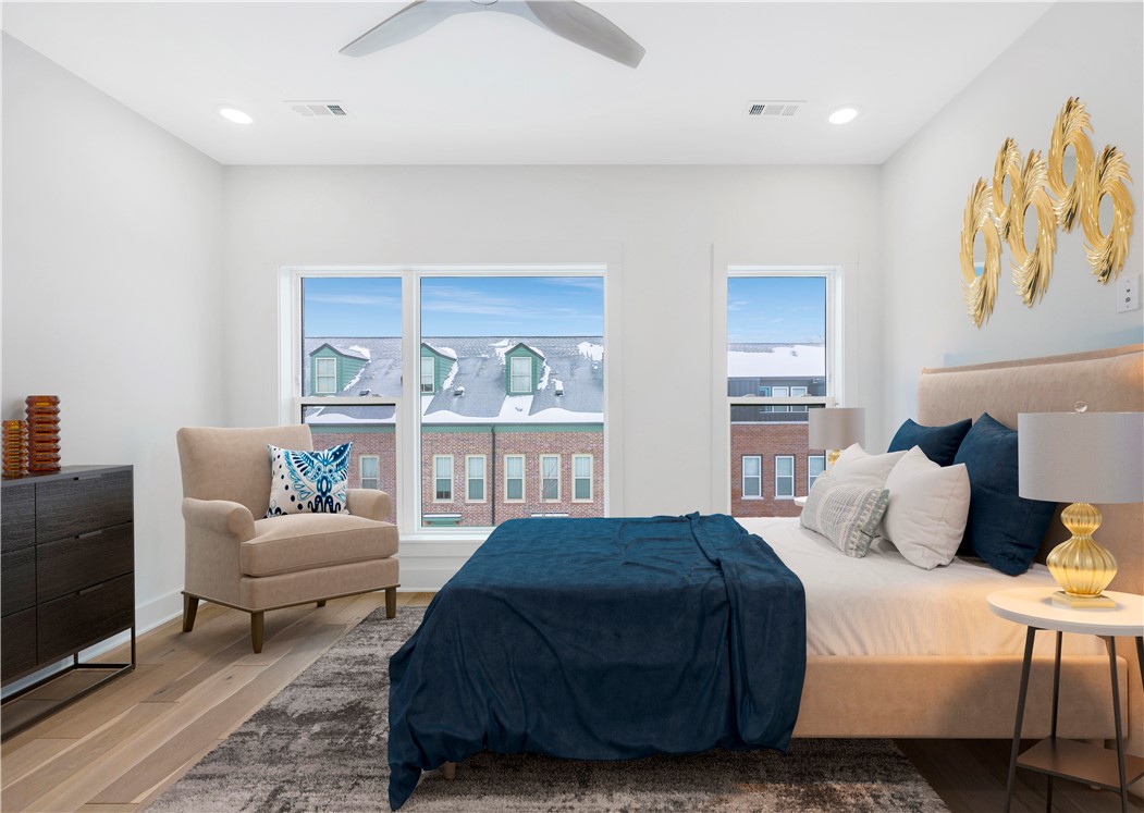 T J HOLLANDS SUB-BENTONVILLE - Residential