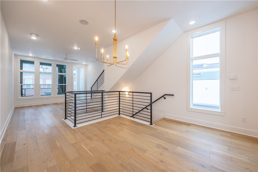 T J HOLLANDS SUB-BENTONVILLE - Residential