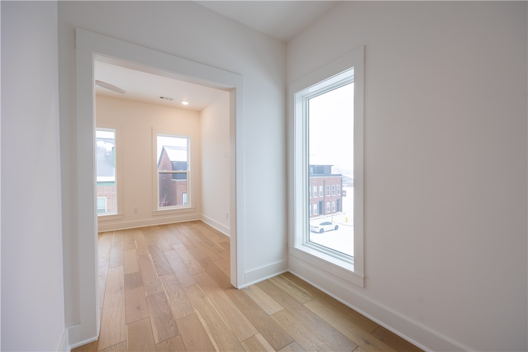 T J HOLLANDS SUB-BENTONVILLE - Residential