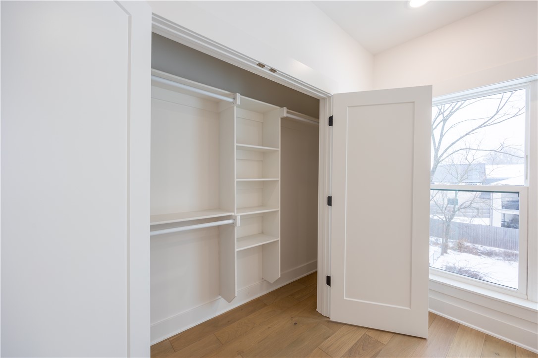 T J HOLLANDS SUB-BENTONVILLE - Residential