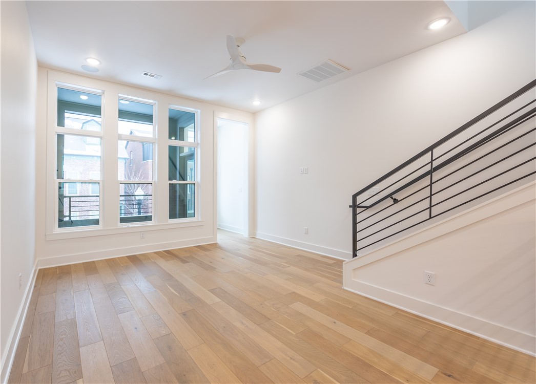 T J HOLLANDS SUB-BENTONVILLE - Residential