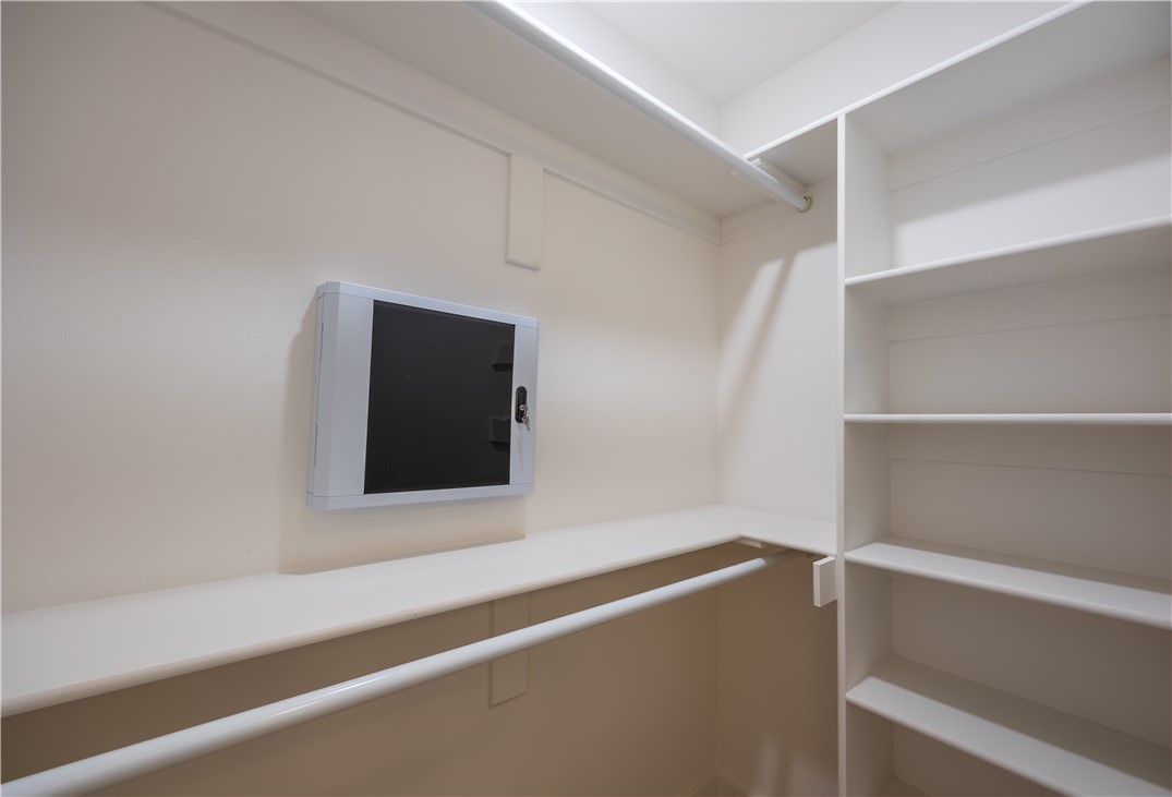 T J HOLLANDS SUB-BENTONVILLE - Residential