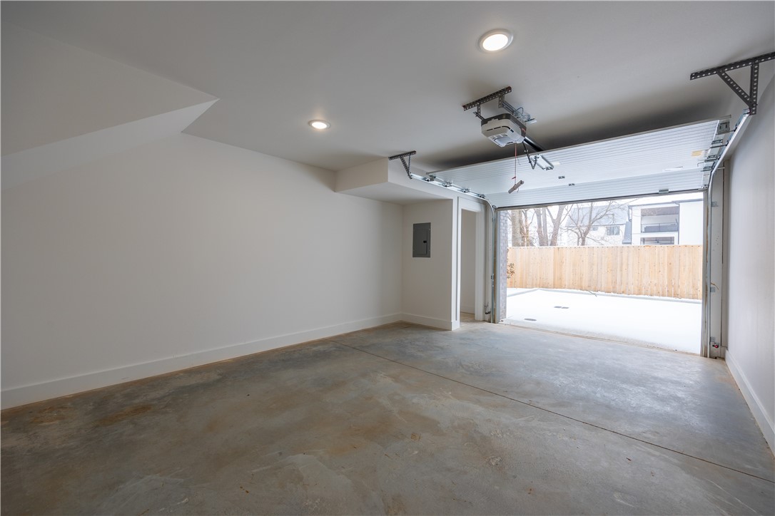 T J HOLLANDS SUB-BENTONVILLE - Residential