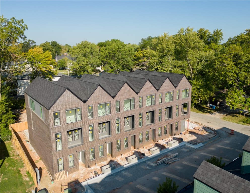 T J HOLLANDS SUB-BENTONVILLE - Residential