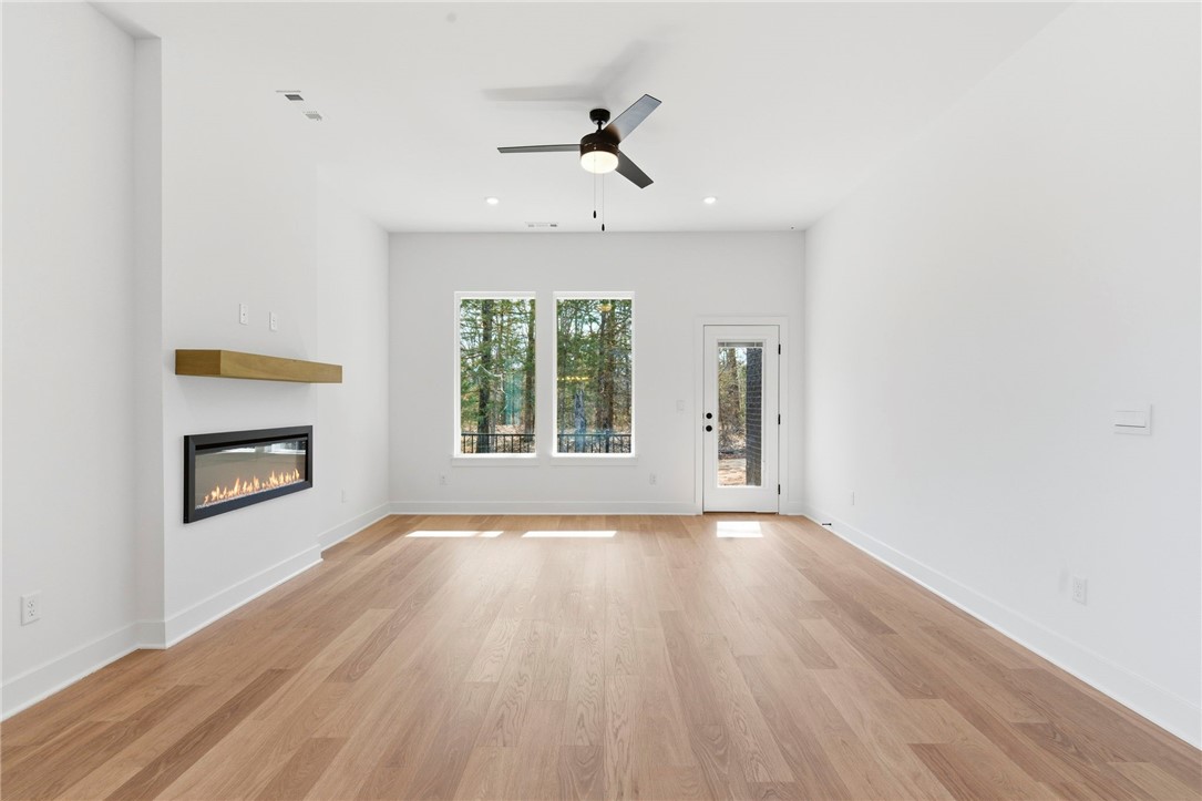 Pine Hollow - Residential