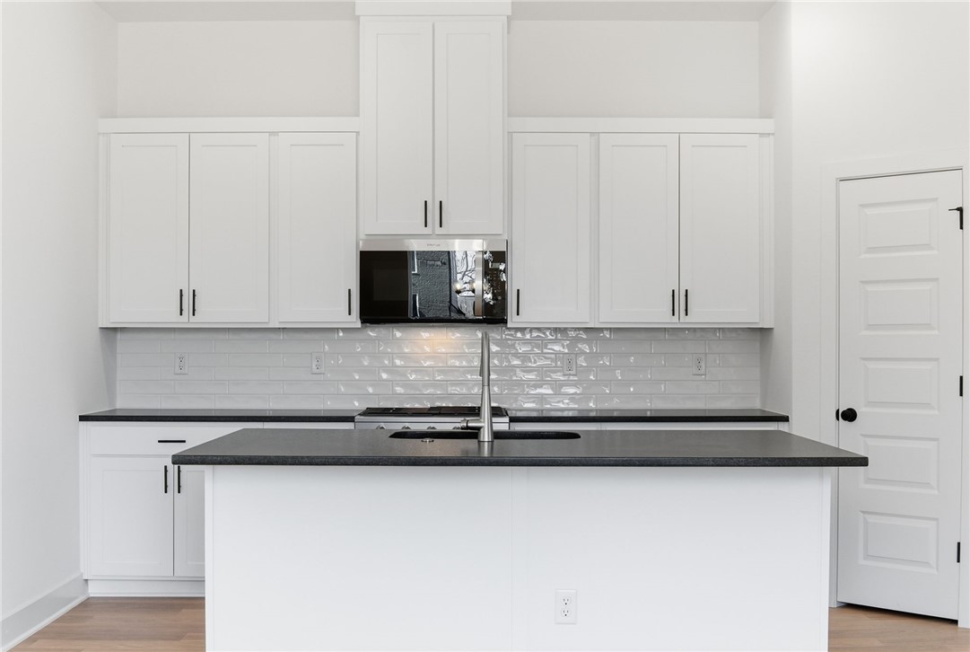 Pine Hollow - Residential