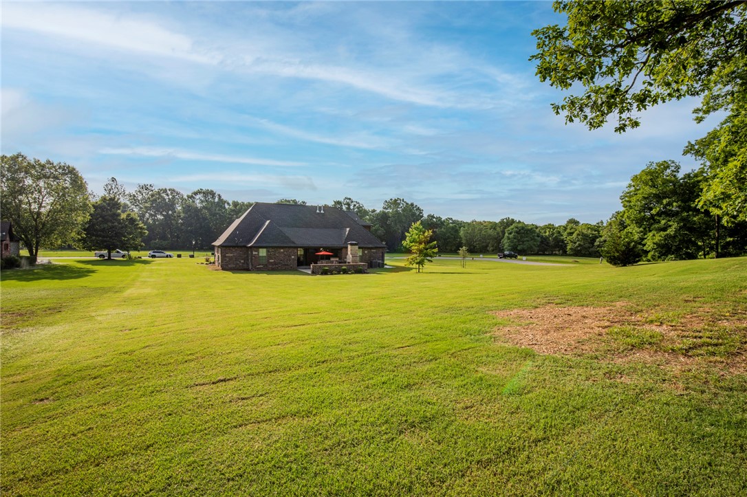 Beau Chalet Sub Highfill - Residential