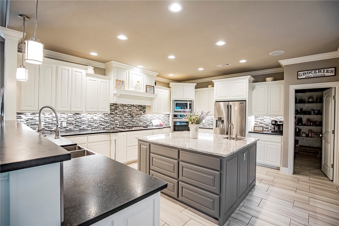 Beau Chalet Sub Highfill - Residential