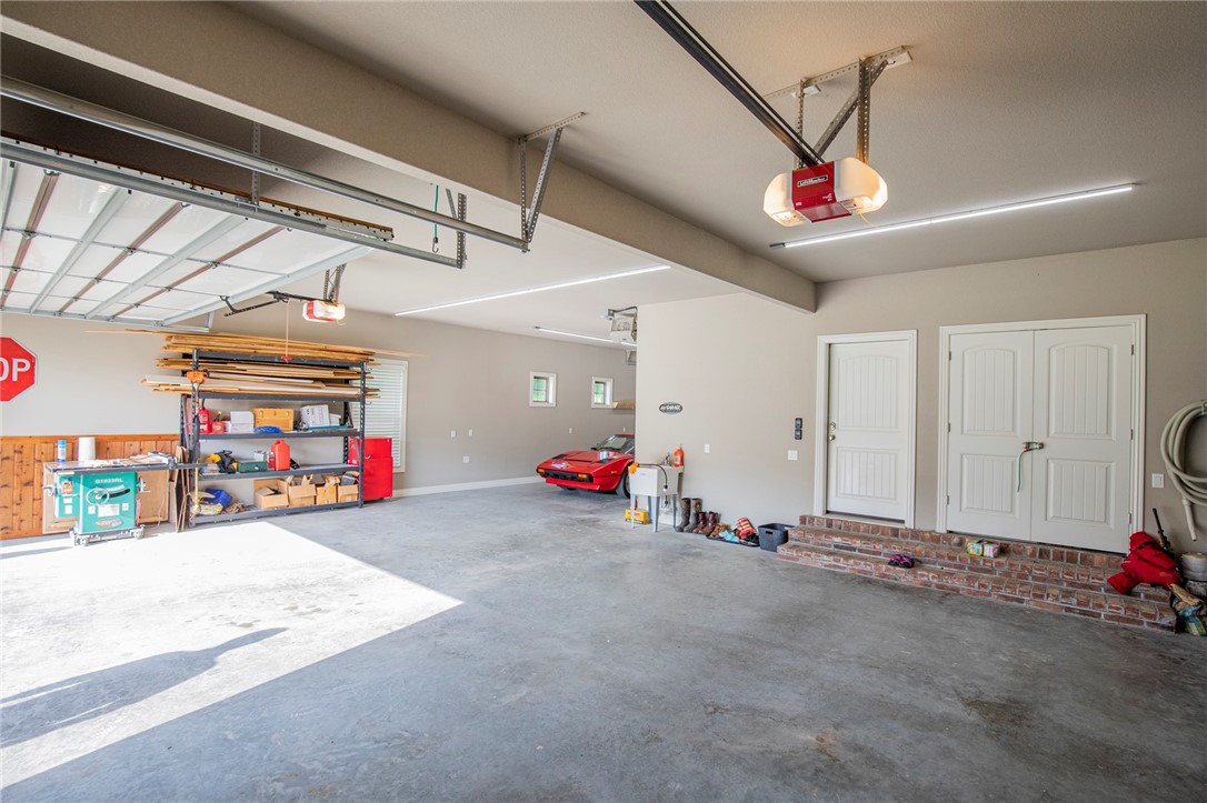 Beau Chalet Sub Highfill - Residential