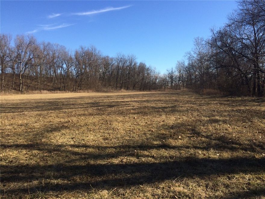 Close in 79 acres with road on 3 sides, Hwy 279 on west , Seba Rd on South, and Pearl Rd  on North. Close to Bentonville West High School, Gamble Elementary School, and XNA Airport. Would be great to develop in small acre estate lots .
