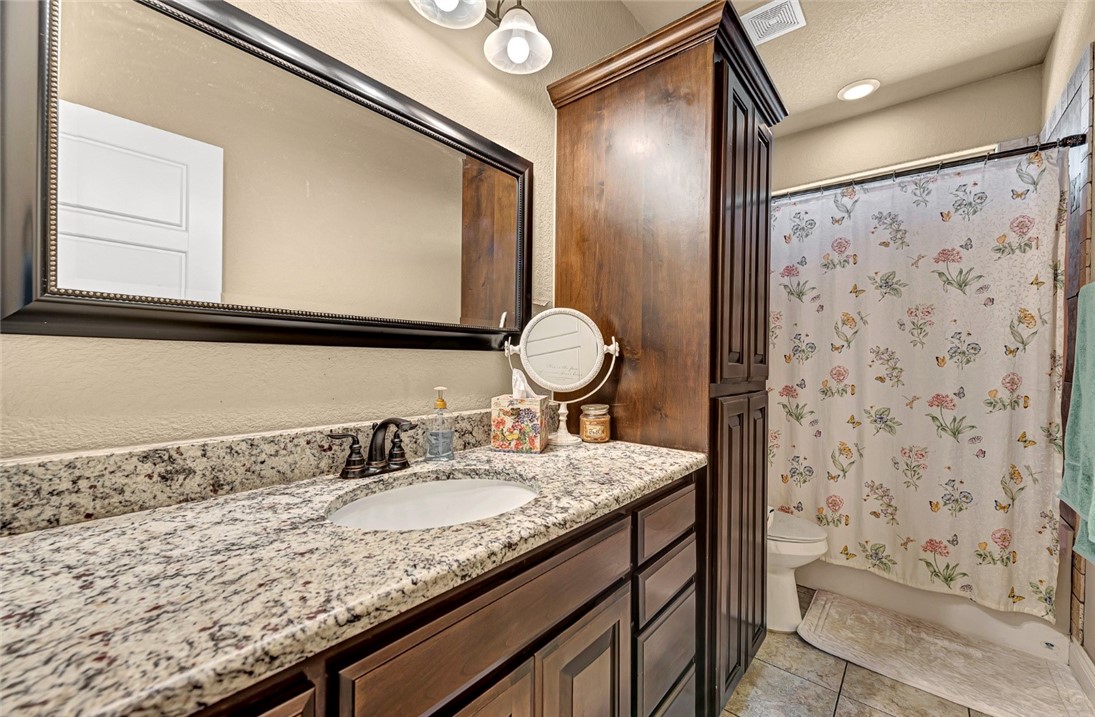 Williamsburg Place Rogers - Residential