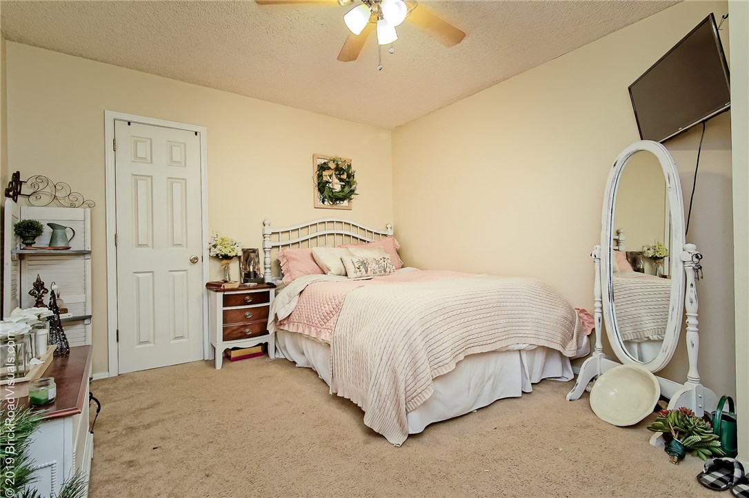 Fayetteville Outlots - Residential Income