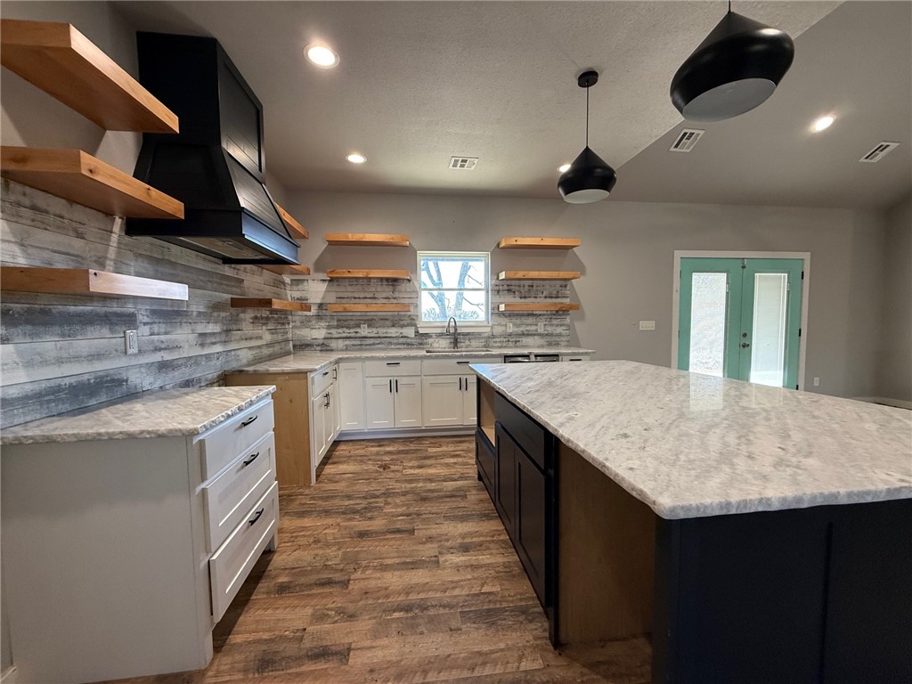 01-18-33-RURAL - Residential