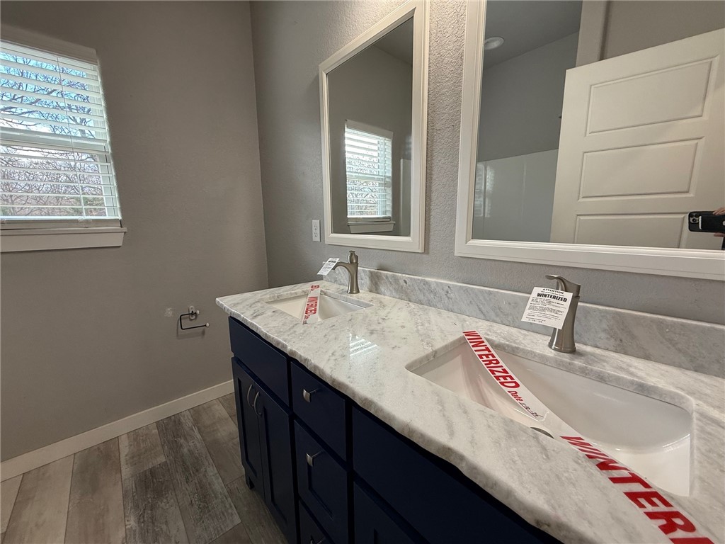 01-18-33-RURAL - Residential