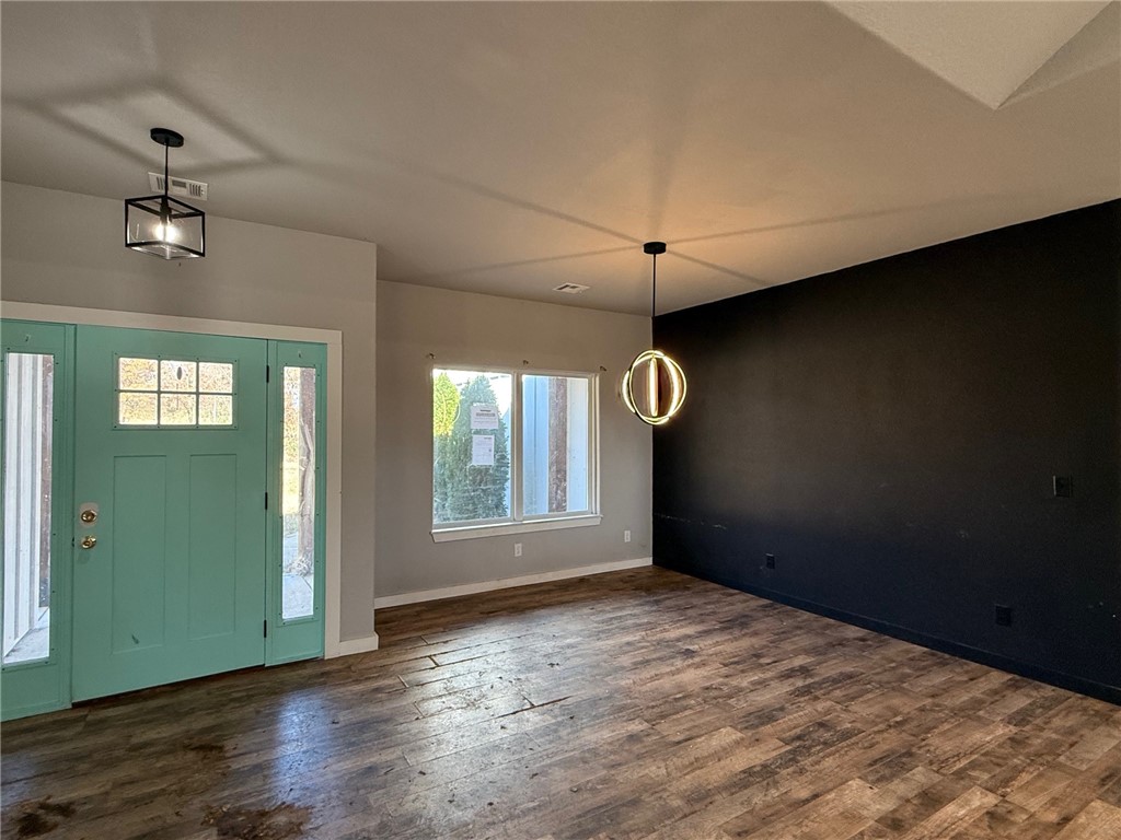 01-18-33-RURAL - Residential