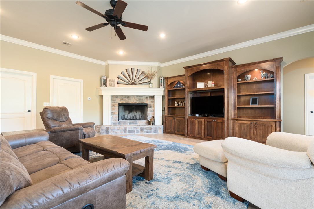 Rolling Hills Estates Rurban - Residential