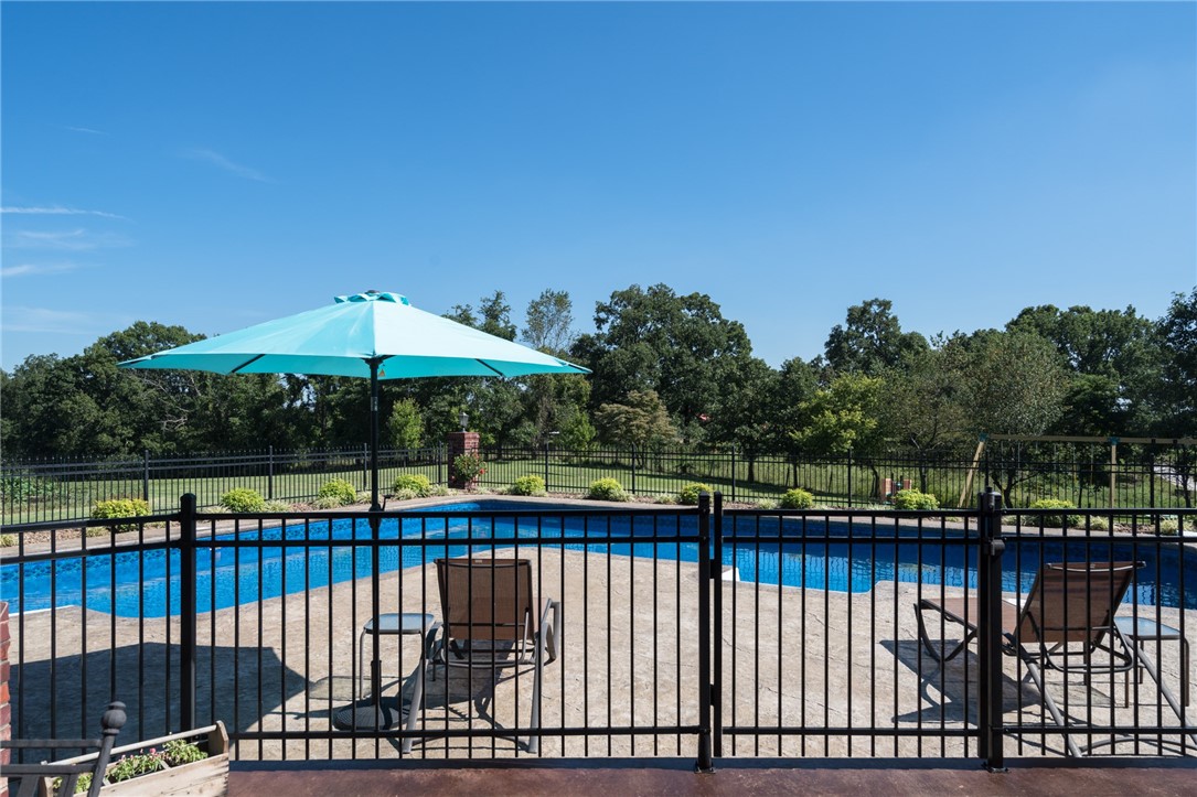 Rolling Hills Estates Rurban - Residential